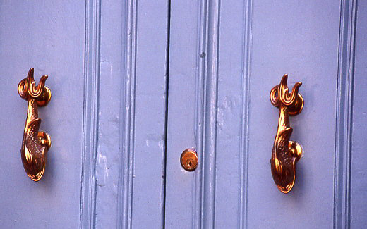 maltese doors marks writing